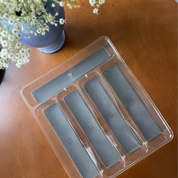 Plastic Silverware Organizer - Picture 2 of 3